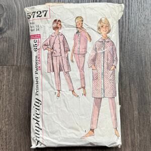 Vintage 1960s Simplicity 5727 Sewing Pattern Womens Sz S Pajama & Robe COMPLETE